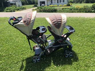 Baby trend universal sit and stand double stroller