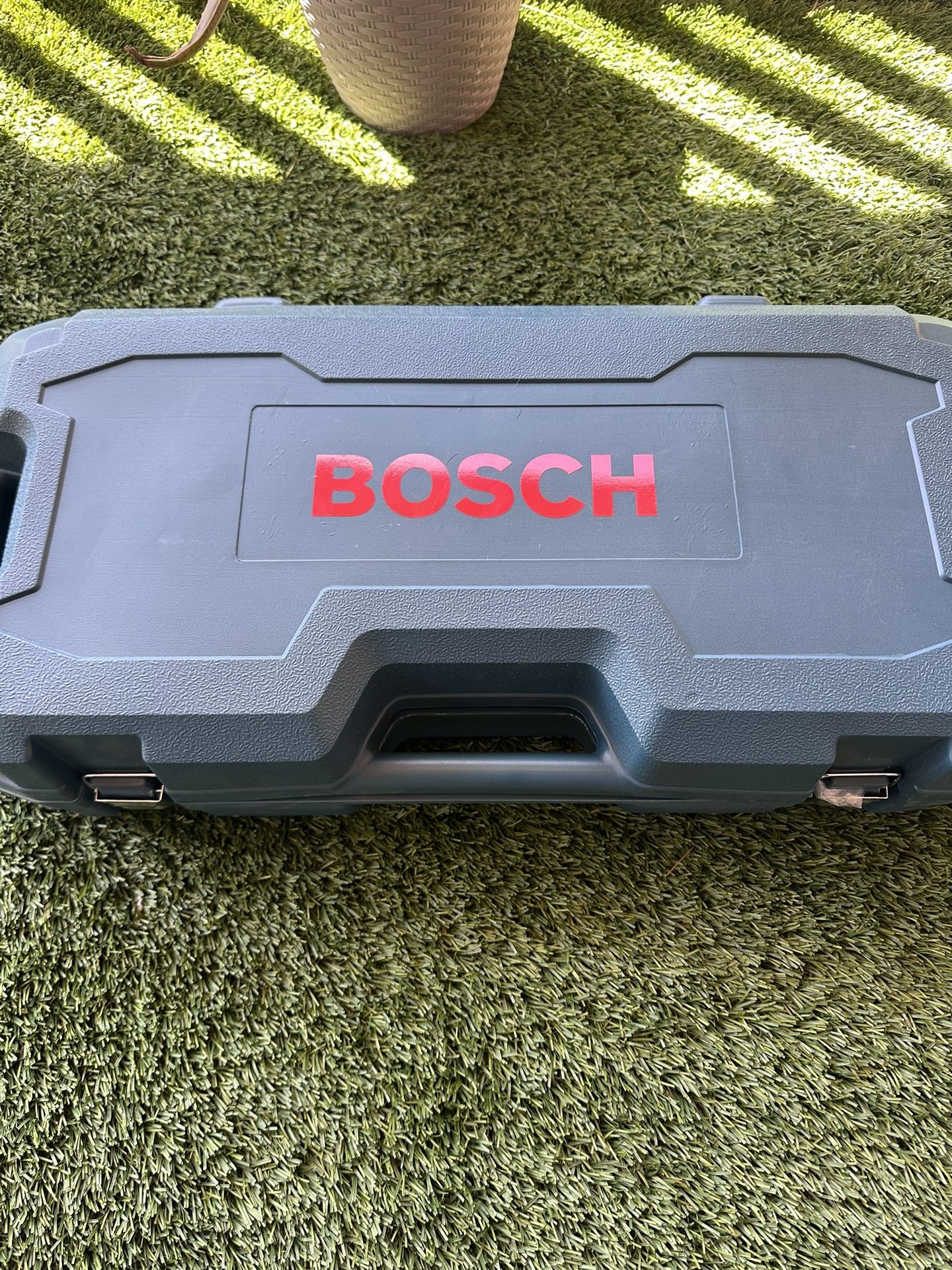 BOSCH DEMOLITION JACK HAMMER 