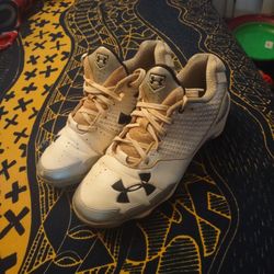 Under Armour Baseball Cleats