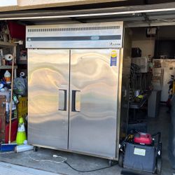 Everest Refrigerator 