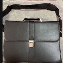 CA. BOSCO LEATHER FLAP OVER BRIEFCASE  