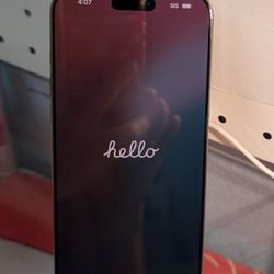 ✨ Apple iPhone 17 – Excellent Condition – Lightly Used (Only 3 Months!) ✨