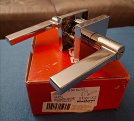 Kwikset Halifax Entry Door Lever Polished Chrome