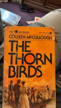 Paper back The Torn Birds
