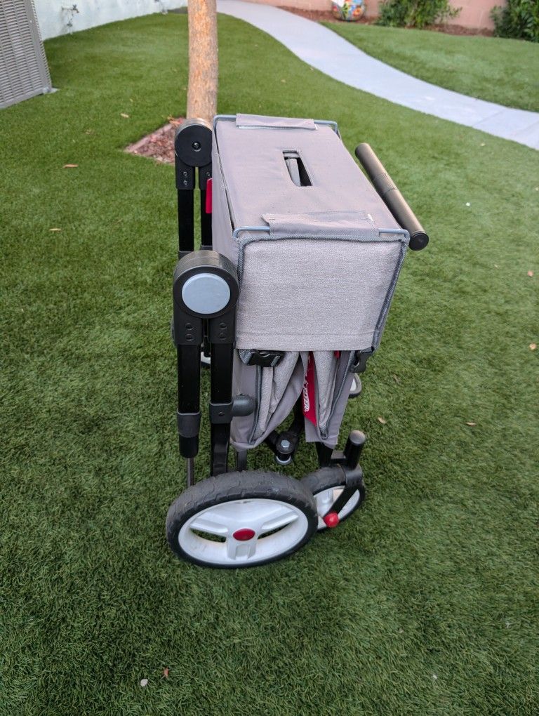 Radio Flyer Odyssey Wagon/Stroller/Stroller Wagon