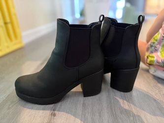 Black ankle boots