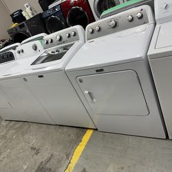 Washer and dryer set Maytag