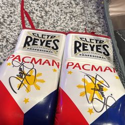 Manny Pacqiaou Autographed Gloves