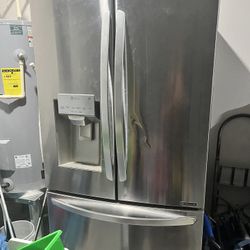 LG Refrigerator 