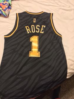 Men’s jersey. Size small