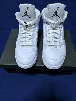 Jordan 5 Retro White Metallic 2026 Size 9.5