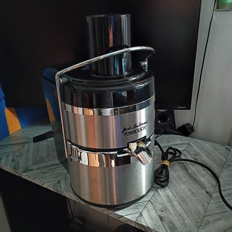 Jack La Lanners Juicer Machine- Pick Up Only 