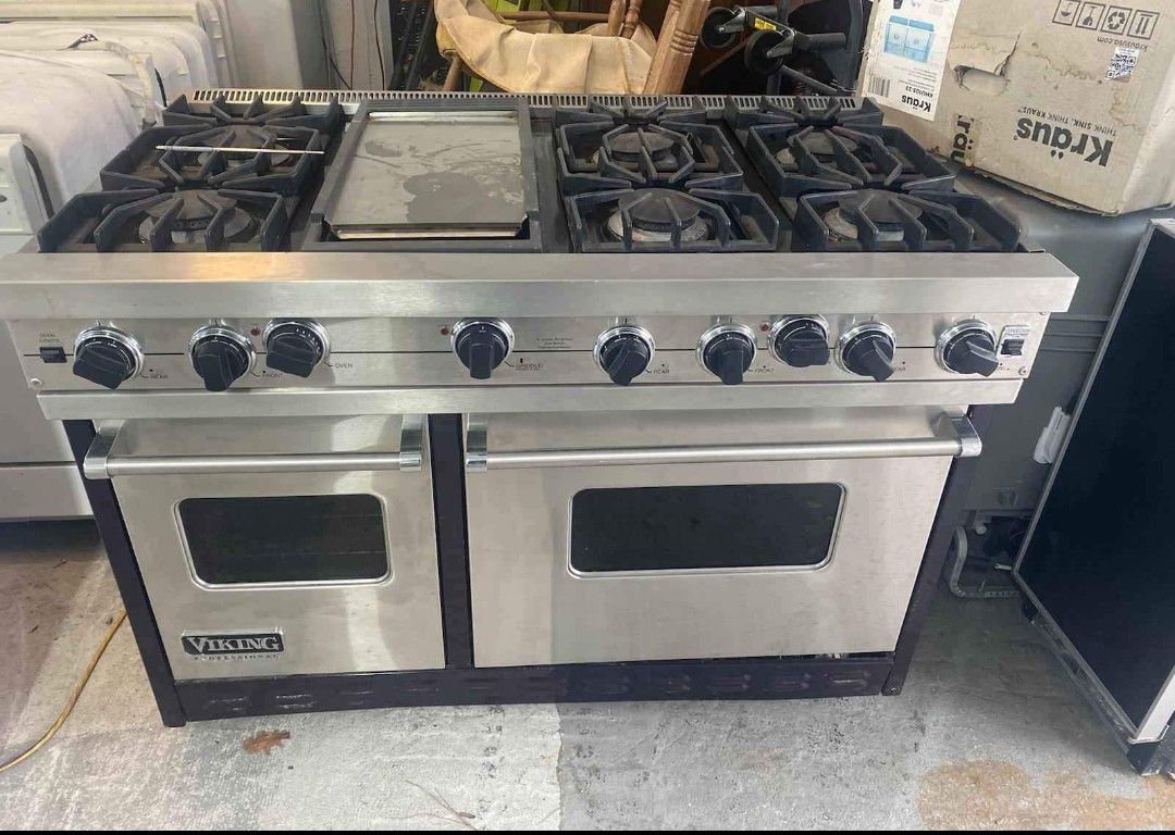 Viking 48" Stainless Steel Convection Double Oven Duel Fuel Gas Stove 