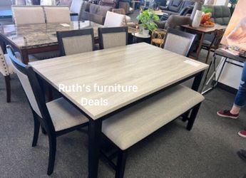 Beautiful 6-Pc Dining Table Set