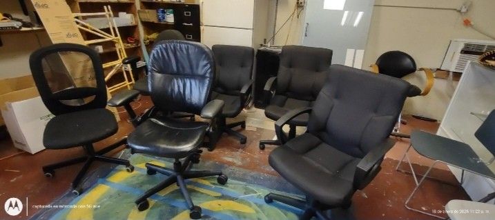 Office Chairs 