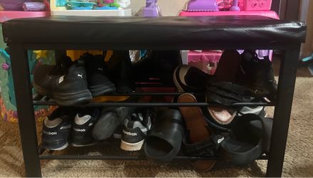 Shoe shelf with a leather cushion bench