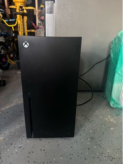Xbox Series X Mini Fridge