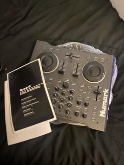 DJ equipment heavy duty