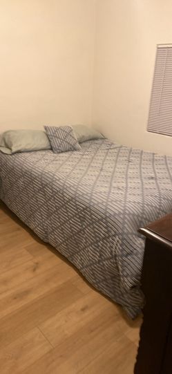 Mattress and box for sale