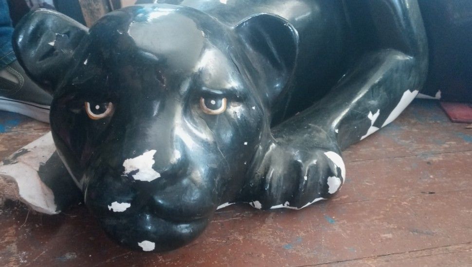 Ceramic/plaster Mid Century Black Panther Coffee Table