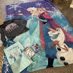 Disney’s Frozen Blanket, Sweater And Dominos Lot