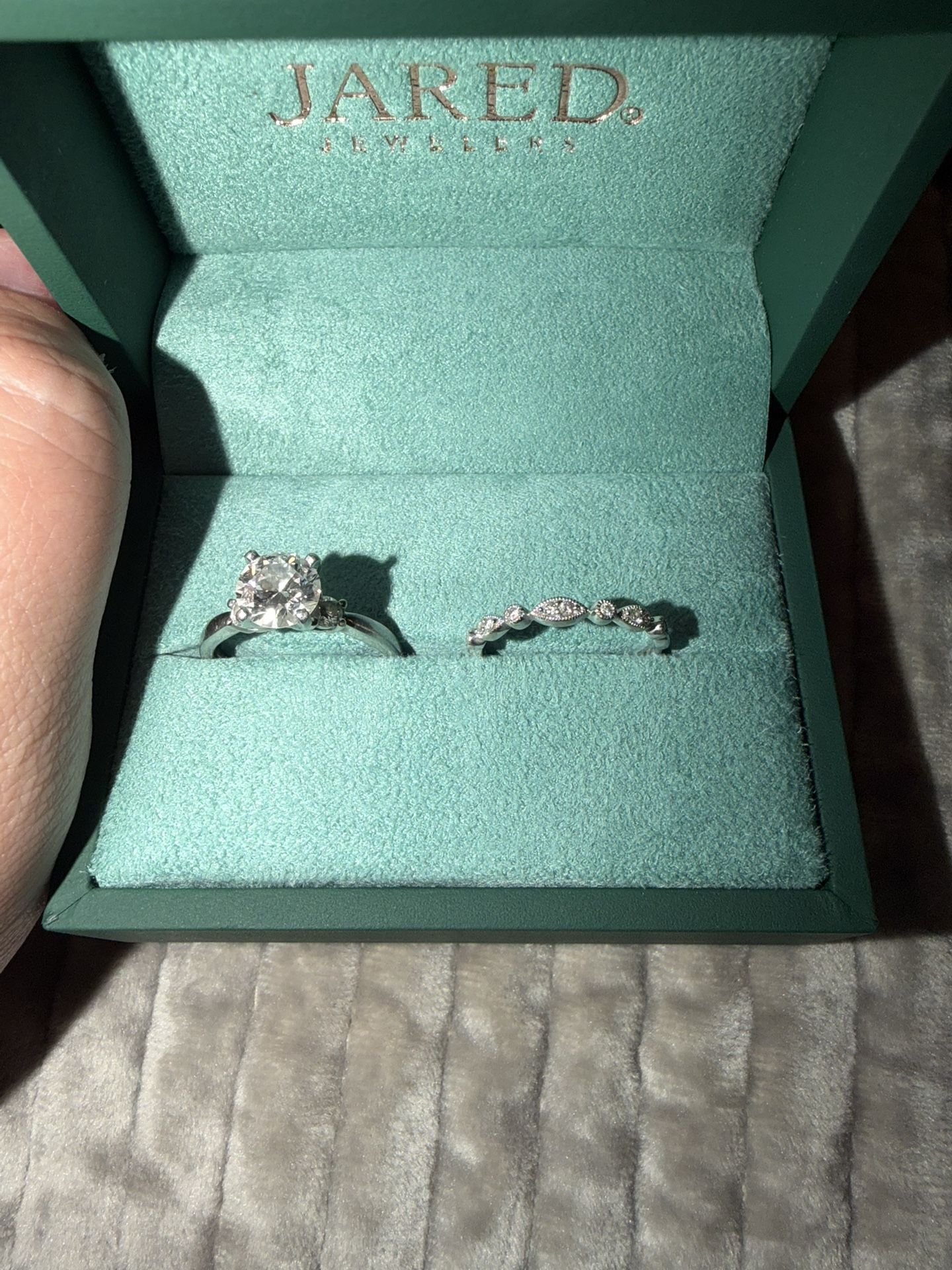 Engagement ring and wedding band