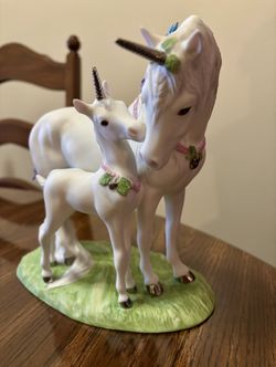 Princeton Gallery Love’s Devotion Fine Porcelain Figurine Sculpture Unicorn Vintage 1990