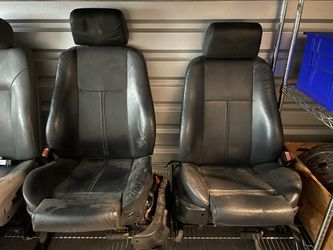 Black Leather Sport Seats from e39