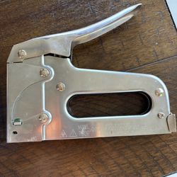 Heavy Duty Staple Gun