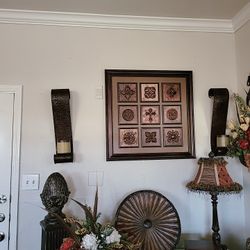 Decorations Different Prices 