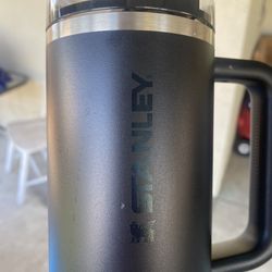 30oz Stanley black