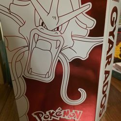 Pokemon Shiny Gyarados Figure 