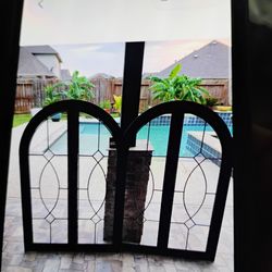 Large wall decor/both $25
