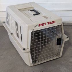 Petmate PET-TAXI Small to Medium Fashion Dog Carrier - $12 (West Loop)
