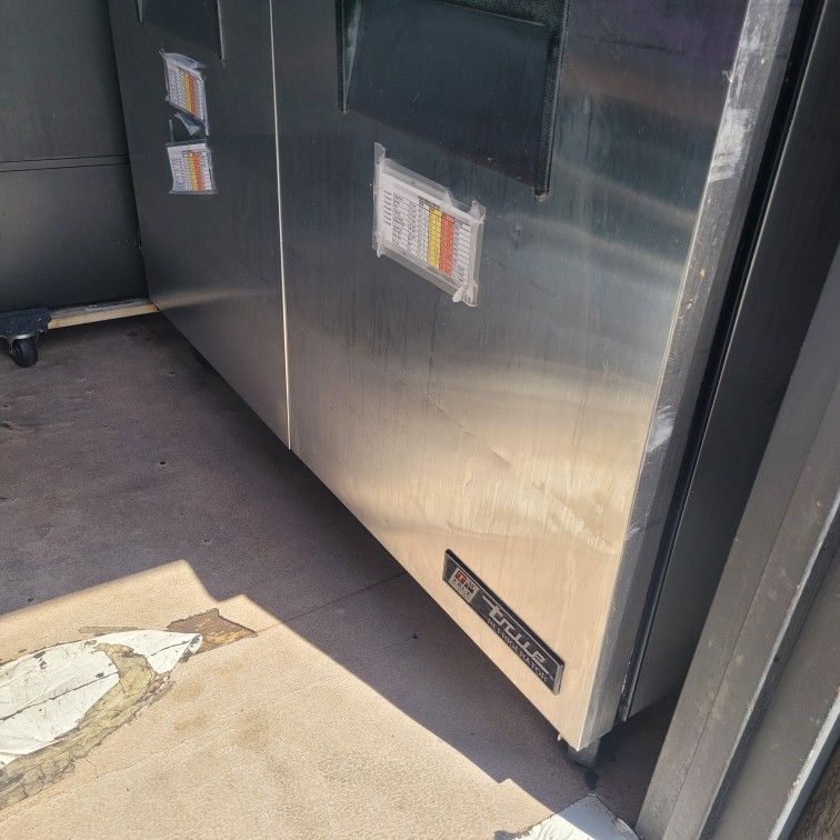 True 48" Undercounter Commercial Refrigerator for Sale in Escondido, CA OfferUp