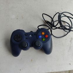 Logitech F310 game controller