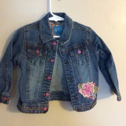 TODDLERS JEAN JACKET...... CHECK OUT MY PAGE FOR MORE ITEMS