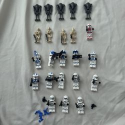 Lego Star Wars Lot of Minfigures With Accessories & Weapons 
