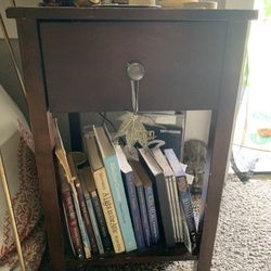 Wood night stand with shelf & one drawer