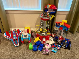 Lots of paw patrol toys