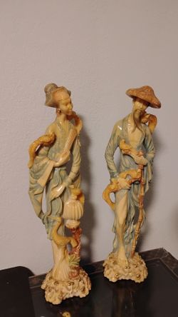 Oriental figurines