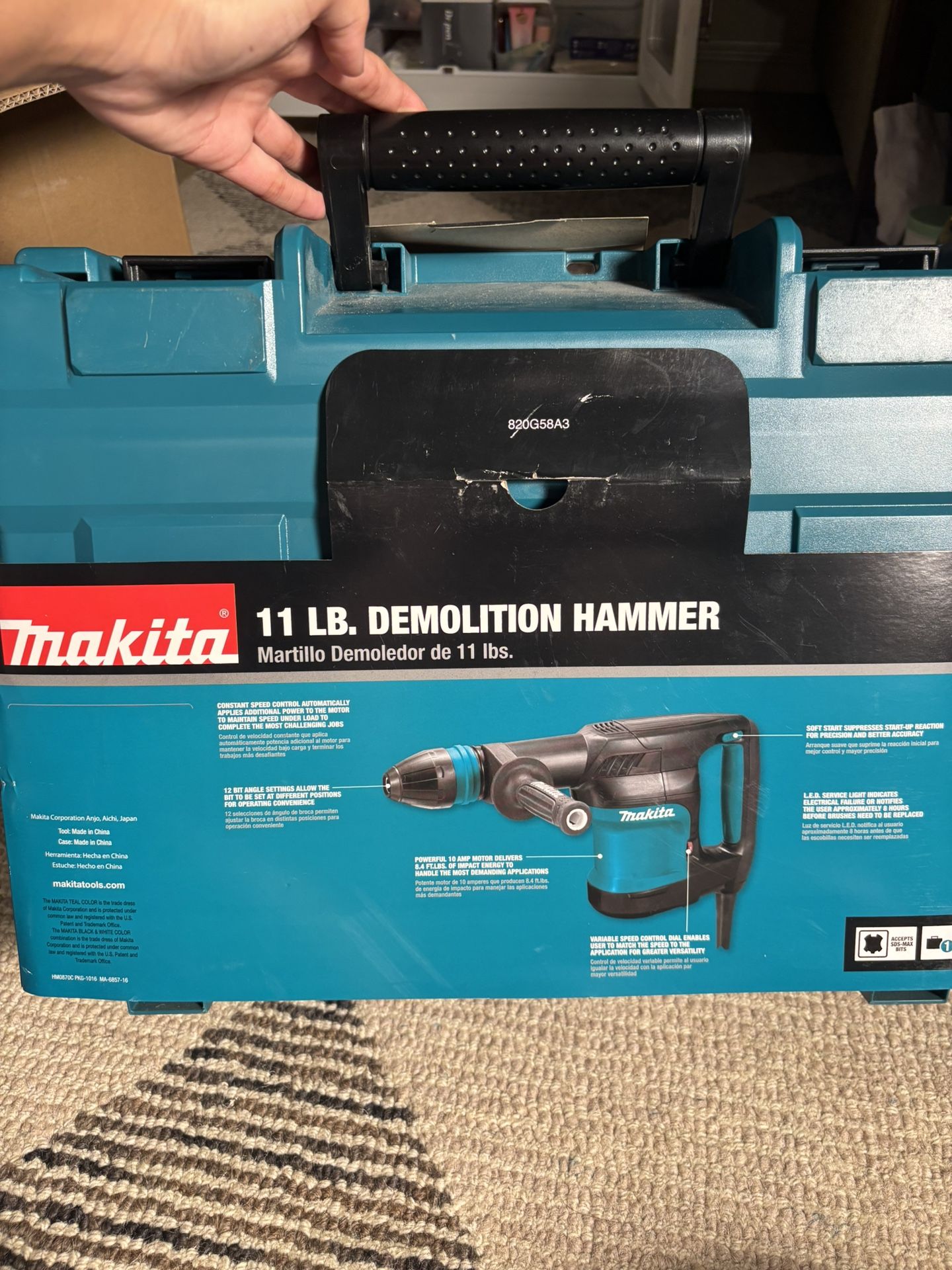 Makita 11lb demolition hammer