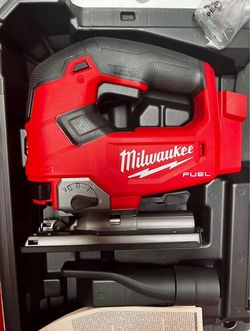 Milwaukee M18 FUEL 18V Lithium-Ion Brushless Cordless D-Handle Jig Saw ( Tool-Only)