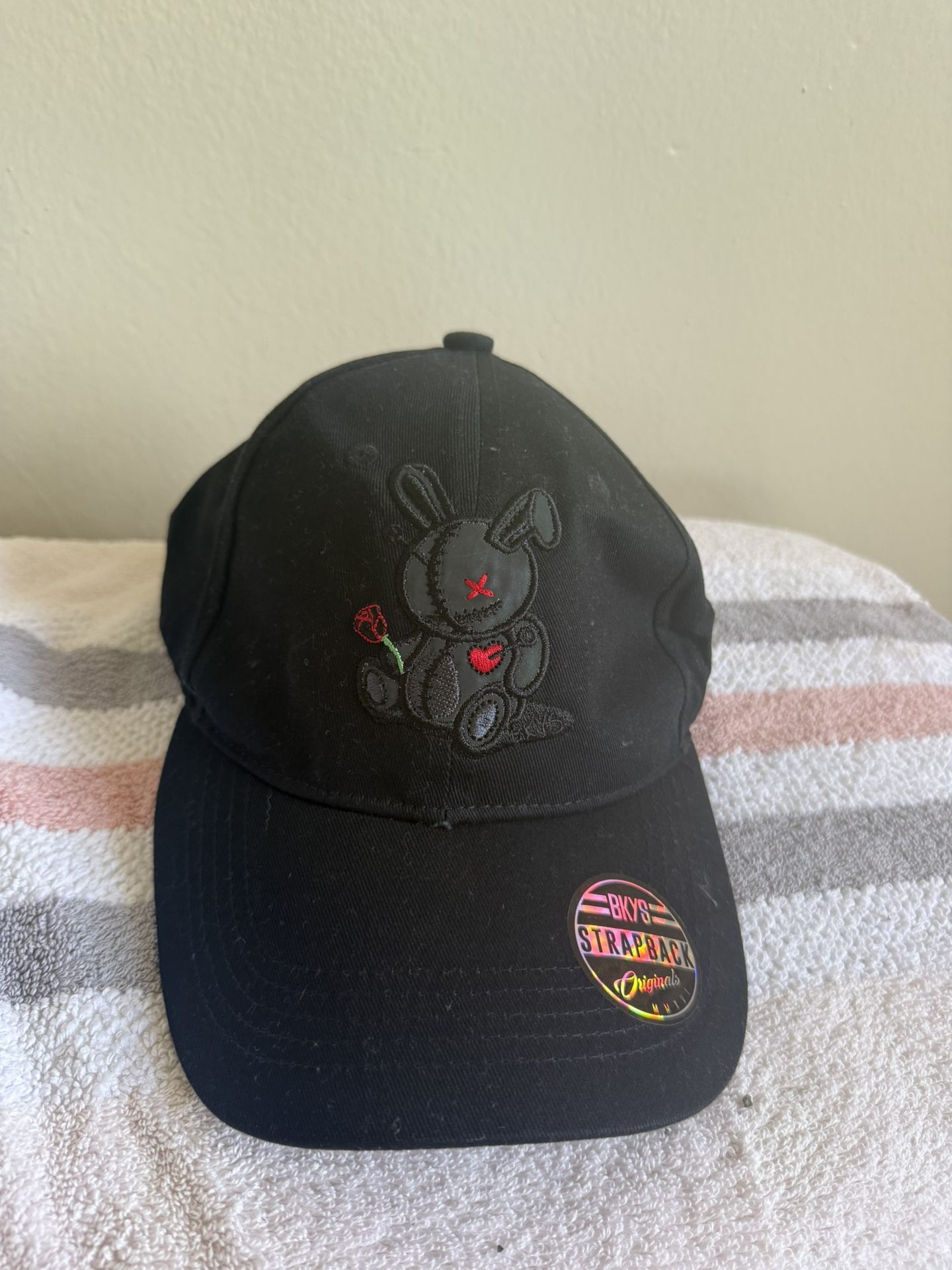 Lucky Charm Black Hat