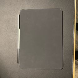 Apple Magic Keyboard For iPad 11 Inch 