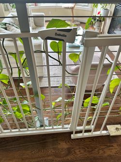 Babeliobaby Expandable Baby Gate, White