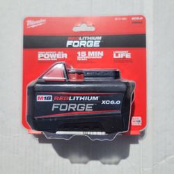 Milwaukee M18 18-volt Lithium-ion REDLITHIUM FORGE 6.0ah Battery Pack