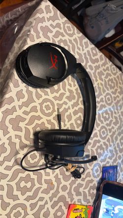 Red black pc headphones