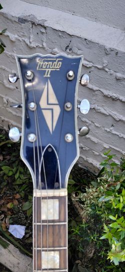 Hondo 2 Electric Guitar