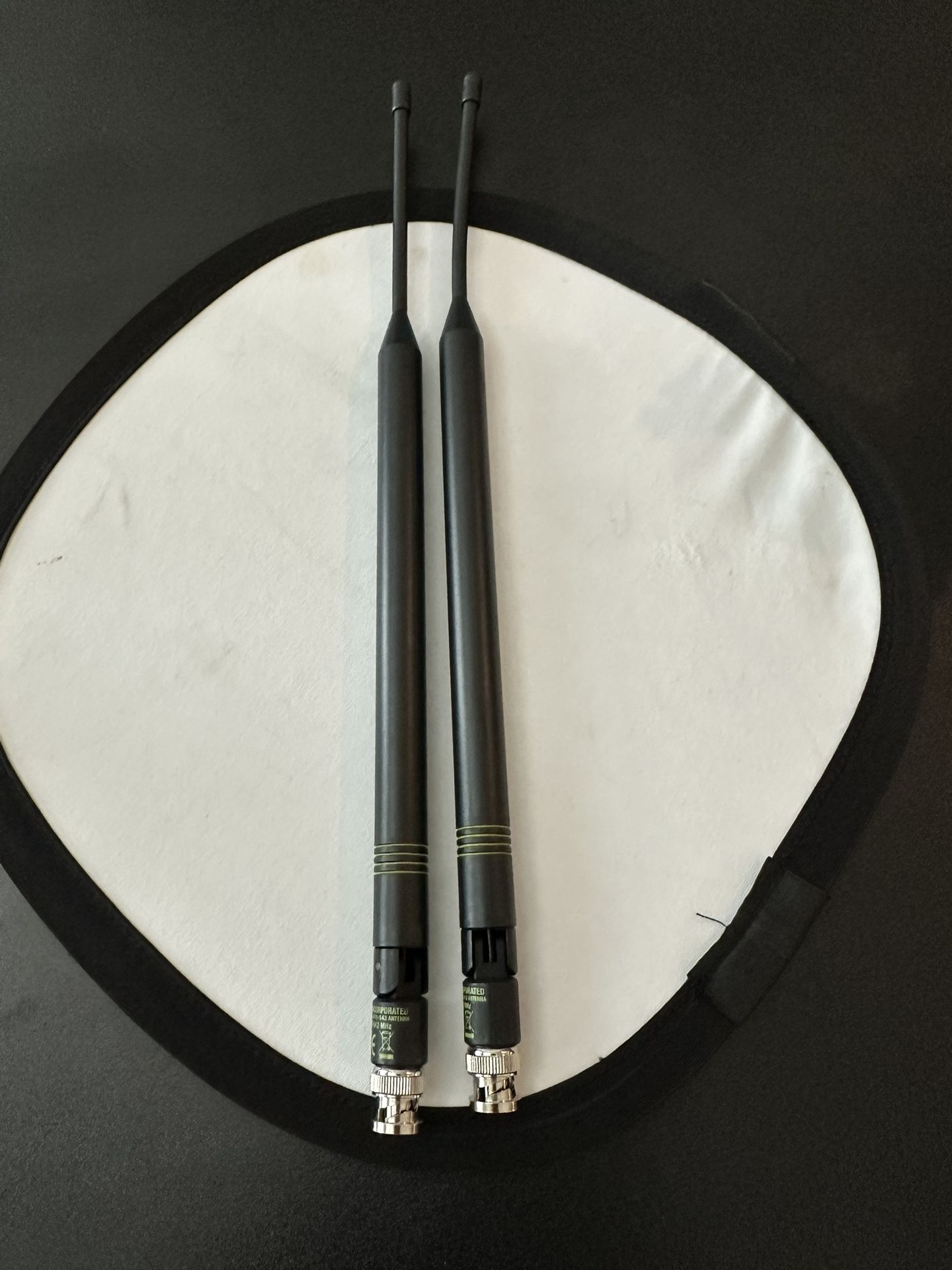 Shure UA8 Wireless Antenna Pair — 470-542 MHz (Pro Audio Gear) - Laguna Niguel